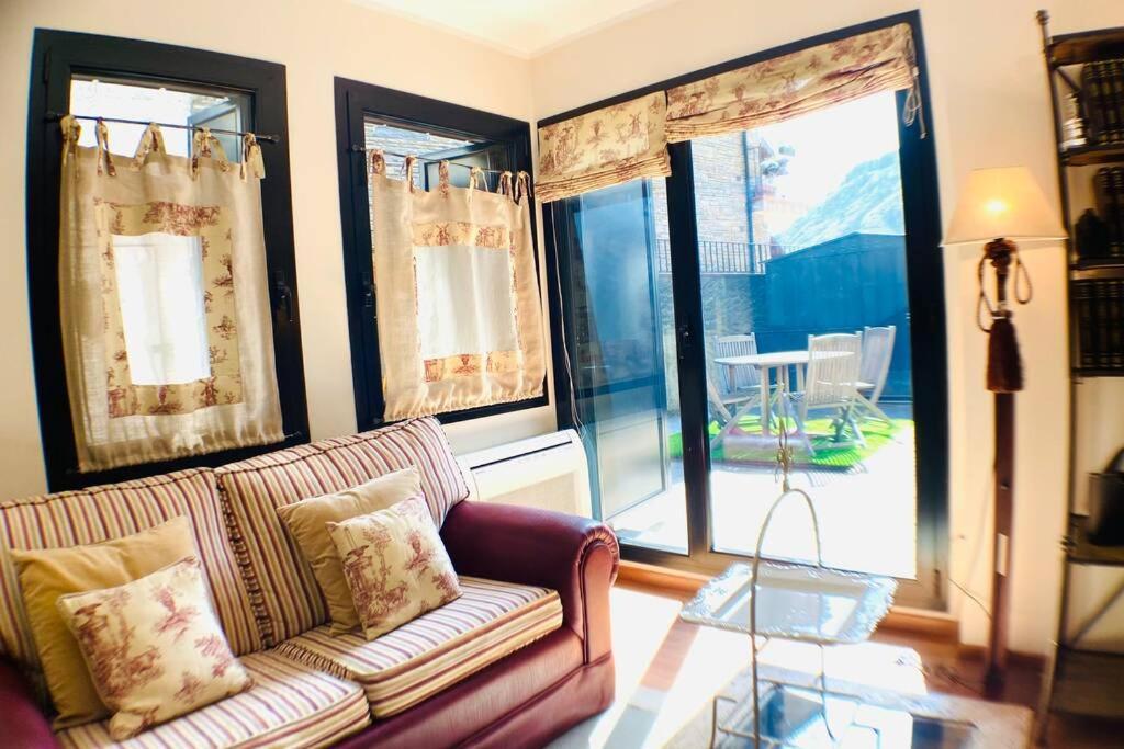 Apartmán Mikka Devesa Incles Exteriér fotografie